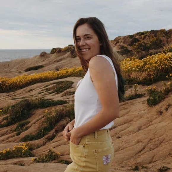 Meet your Posher, Emma - Picture 1 of 1